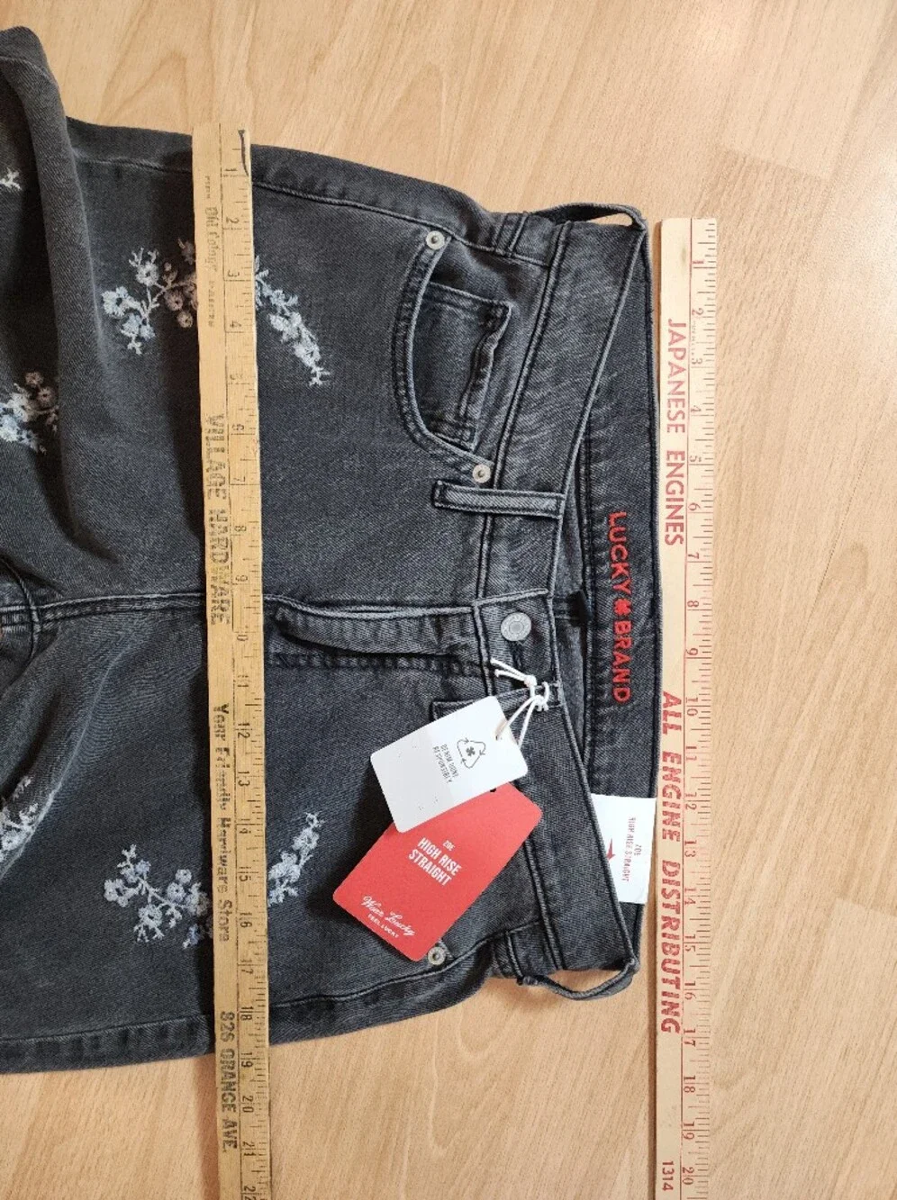 NWT Lucky Brand Floral Embroidered Zoe High Rise Straight Jeans Grey Black Sz 8